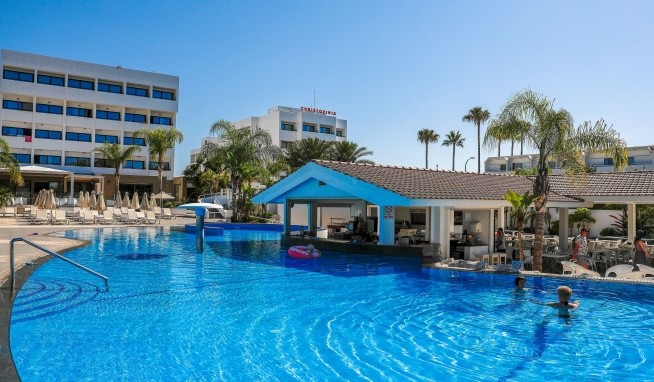 Christofinia recenze