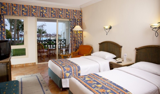 Coral Beach Resort Montazah recenzie