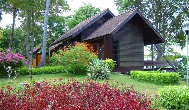 Phi Phi Natural Resort recenzie