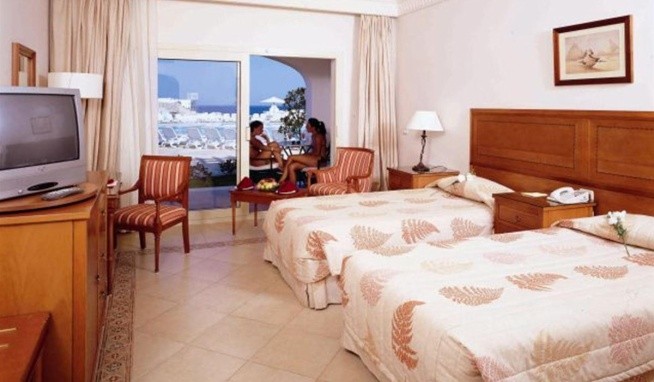 Continental Plaza Beach recenzie