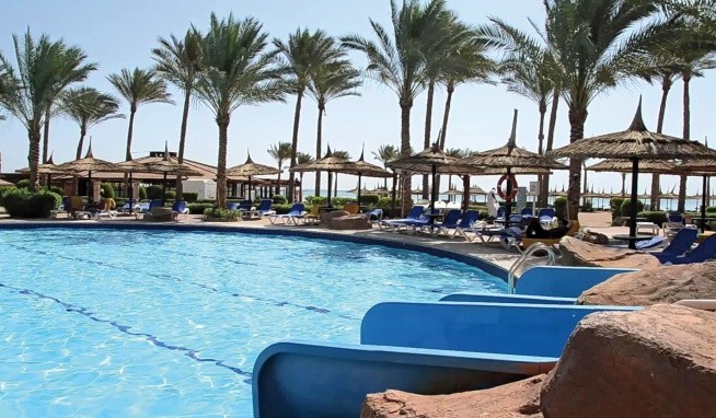 Tropicana Sea Beach recenze