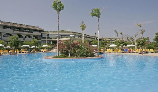 Fiesta Athenee Palace recenze