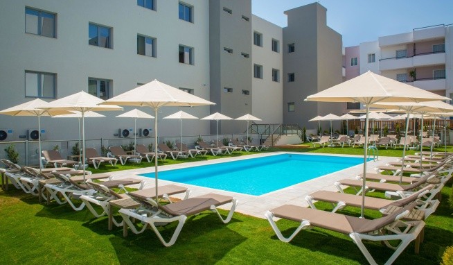 The City Hotel recenze