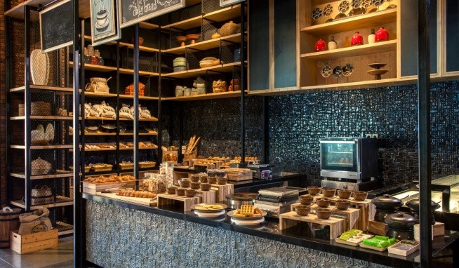 Mövenpick Resort & Spa Jimbaran Bali recenze