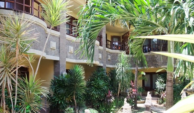 Adhi Jaya értékelés