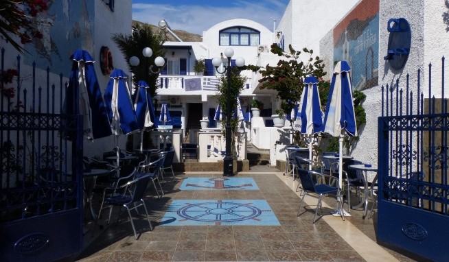 Porto Perissa recenze