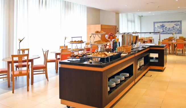 Tryp Porto Centro opinie