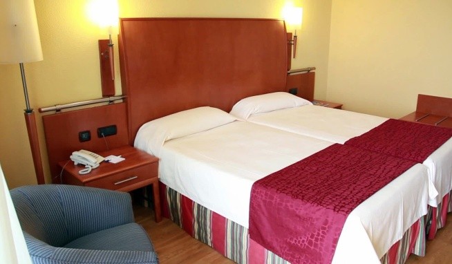 Bull Hotel Reina Isabel & Spa opinie