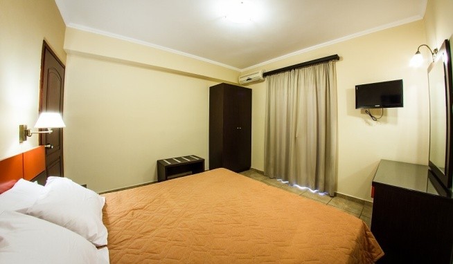 Porto Planos Beach recenze