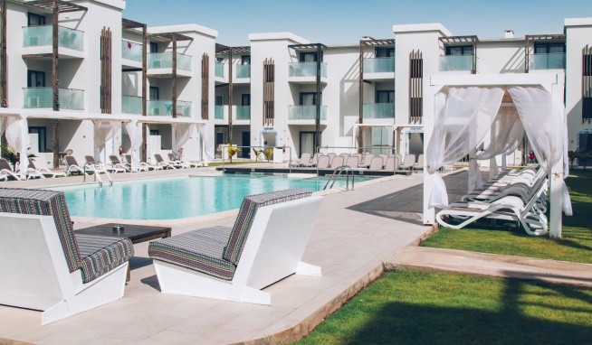 Halos Casa Resort recenze