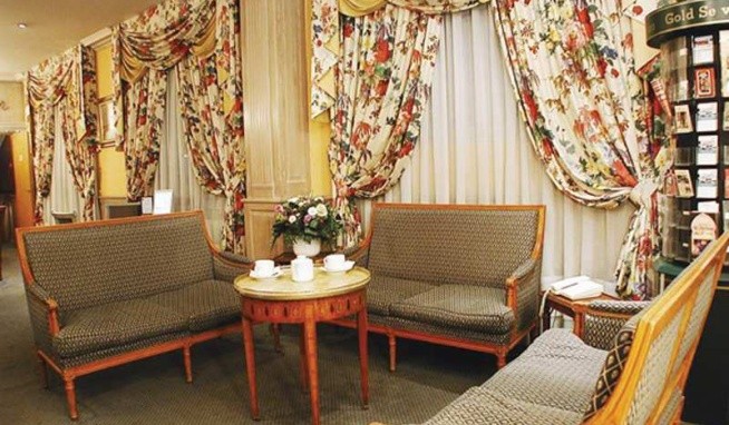 Trianon Rive Gauche opinie