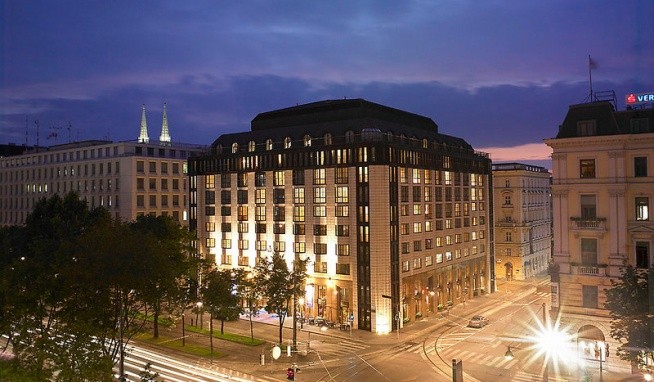 Hilton Vienna Plaza recenzie