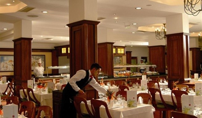 Royal Palace Helena Park recenze