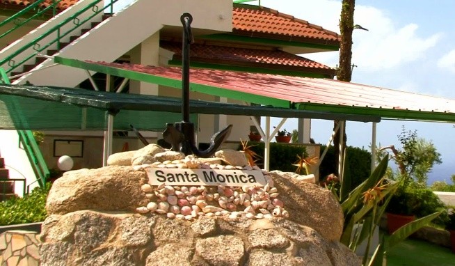 Village Santa Monica opinie