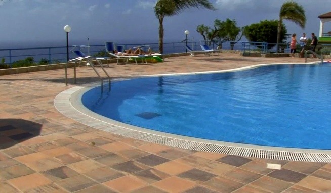 Village Santa Monica recenze