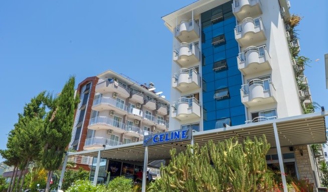 Kleopatra Celine opinie