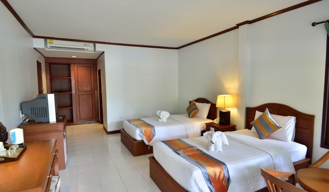 First Bungalov Beach Resort recenzie