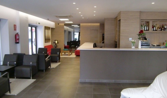 Petit Palau recenzie