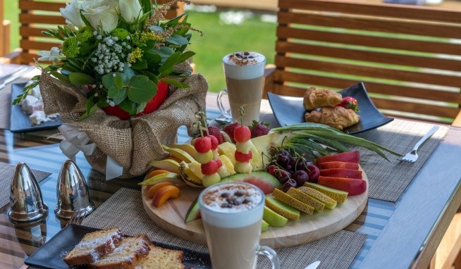 Cosmopolitan recenzie