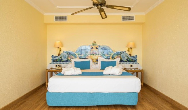 Blue Sea Costa Bastian recenzie