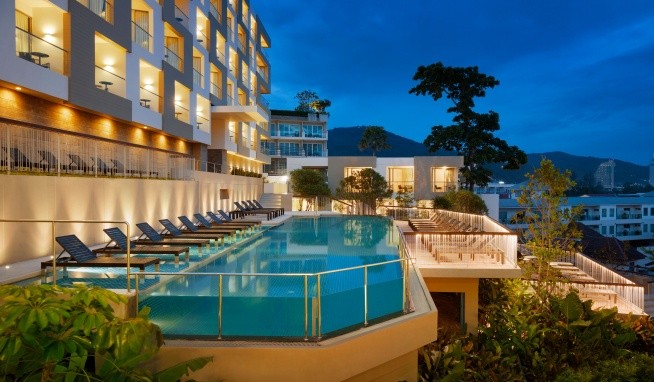 Andaman Beach Hotel Phuket - Handwritten Collection (ex. Hyatt Place Phuket Patong) recenze