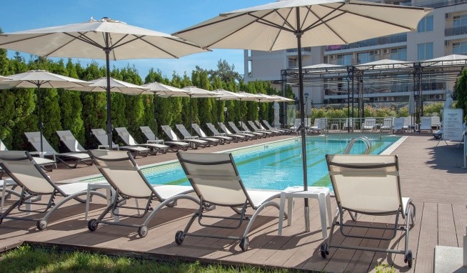 Rome Palace Deluxe recenze