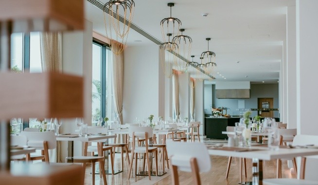 Lebay Beach (Orkolini) recenzie