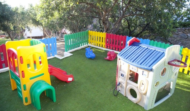 Elpida Village recenze