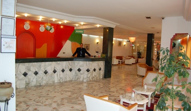 Sindbad Inn recenze