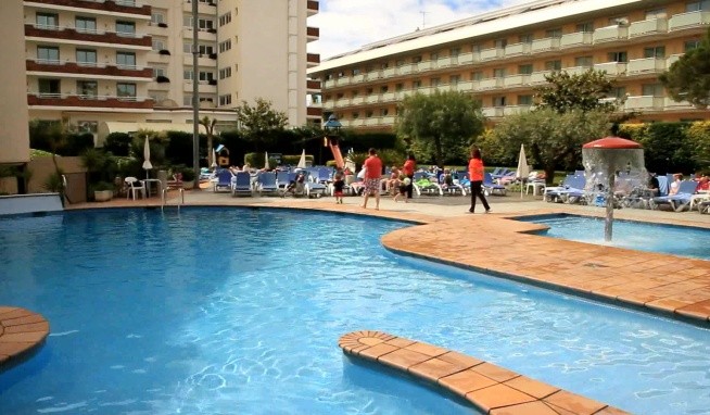 Aqua Hotel The Breeze	(ex. Aquahotel Montagut) recenze