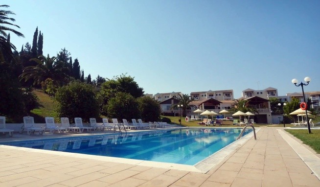 Rebecca´s Village recenze