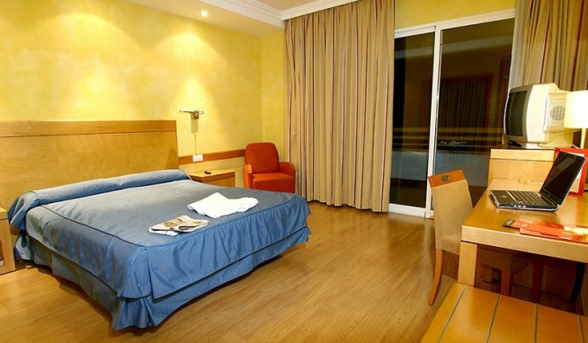 Hotel Maya Alicante recenzie