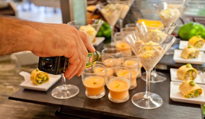 Fergus Bermudas recenzie