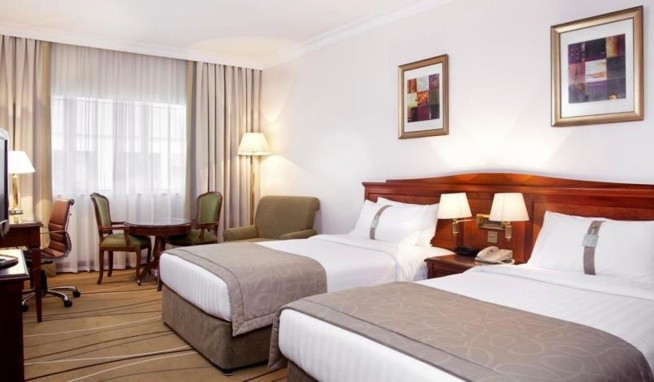 Vision Imperial (ex. Holiday Inn Downtown) recenze