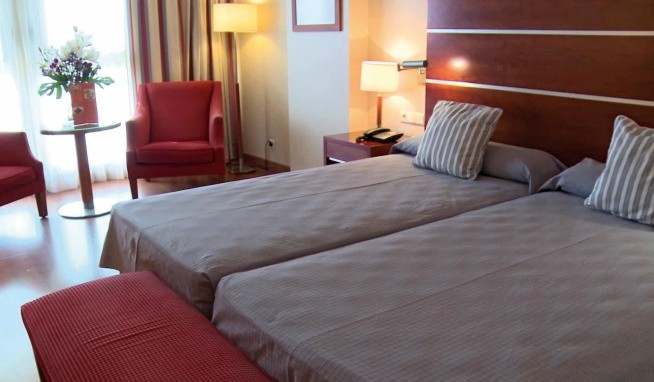 Hotel ILUNION Málaga recenze