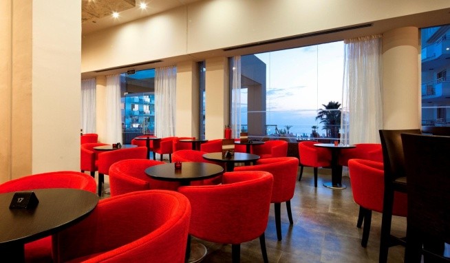 Capital Coast Resort & Spa recenze