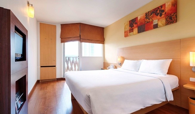 Ibis Pattaya Hotel recenze