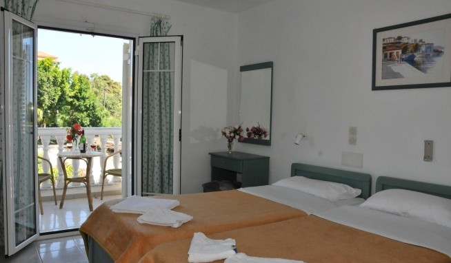 Naturist Panorama recenze