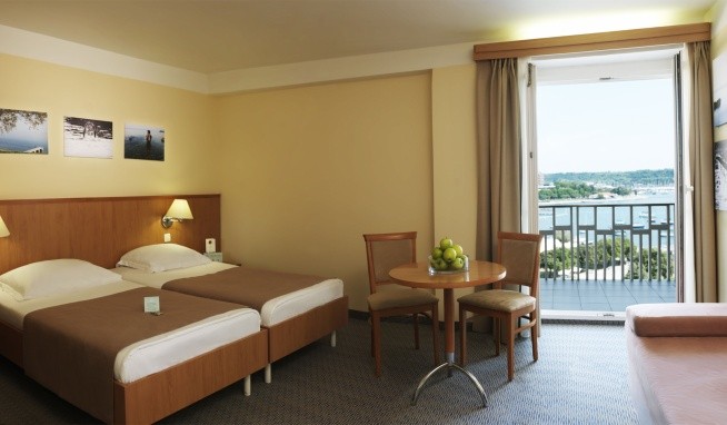 Act-ION Neptun recenzie