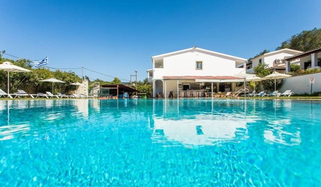 Paradise Inn recenze