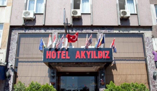 Akyildiz recenzie