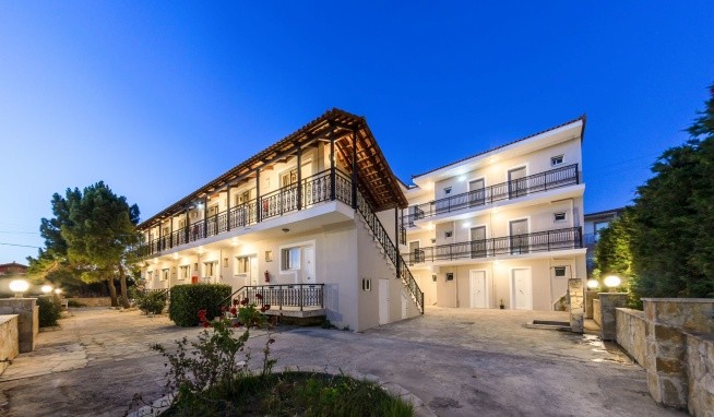 Maria Studios & Apartments recenze