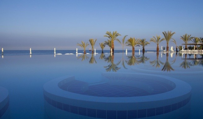 King Evelthon Beach Hotel and Resort recenze