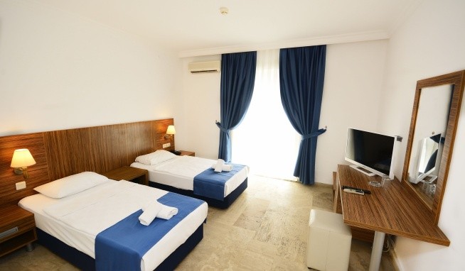 Club Blue & White opinie