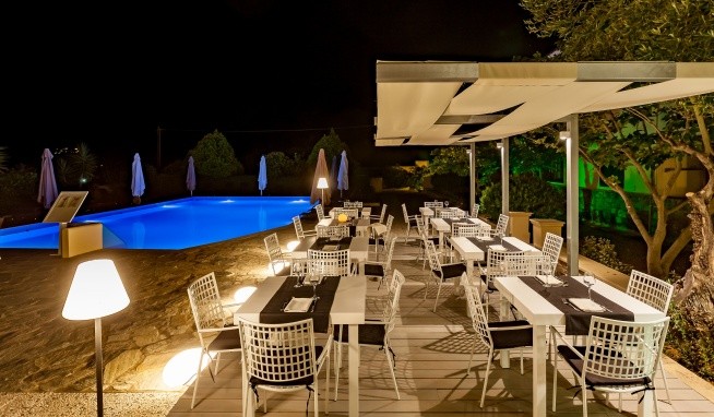 Skopelos Holidays & Spa recenze