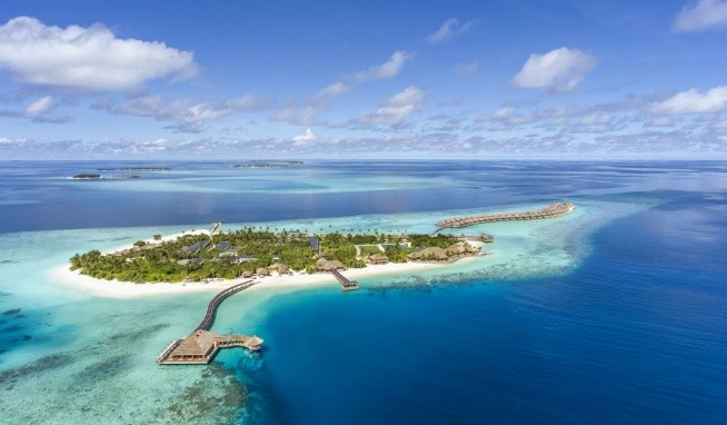 Hurawalhi Resort Maldives recenze
