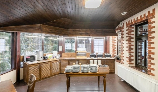 Perla Jizery recenze