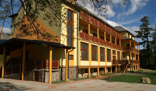 Avalanche (Štola) recenzie