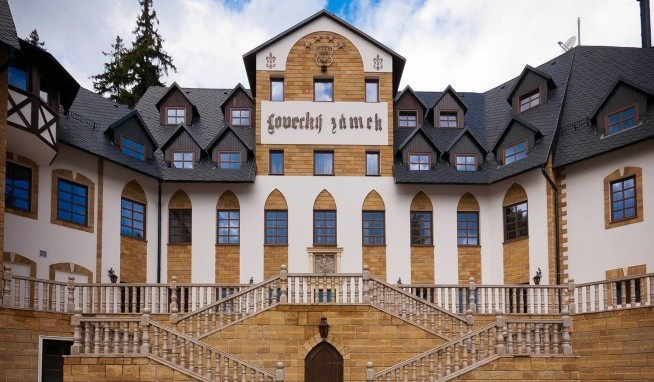 Spa & Wellness Hotel Zámek Lužec recenze