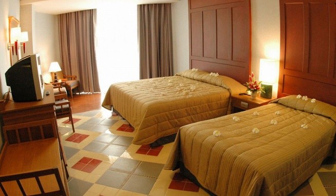 Long Beach Garden (Na Kluea) recenze